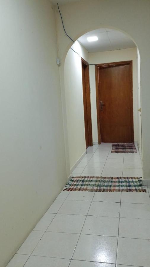 Brand New Boys Hostel 5 Min Walk From Burjuman Metro Station Exit-4 With All Brand New Furnishings & Free Facilities Dubai Exterior photo
